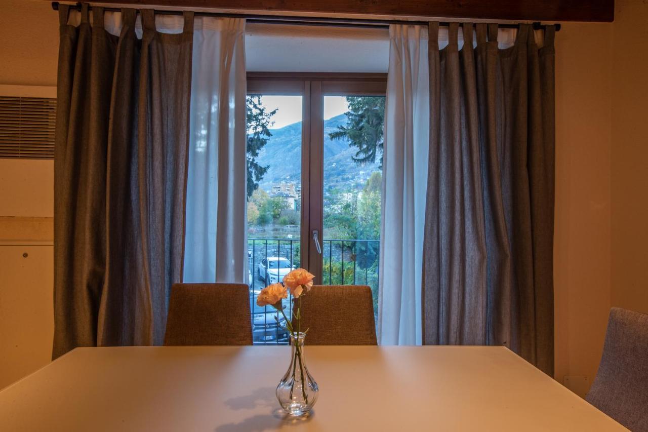 L'Atelier Du Temps - Les Greniers Appartements Aosta Luaran gambar