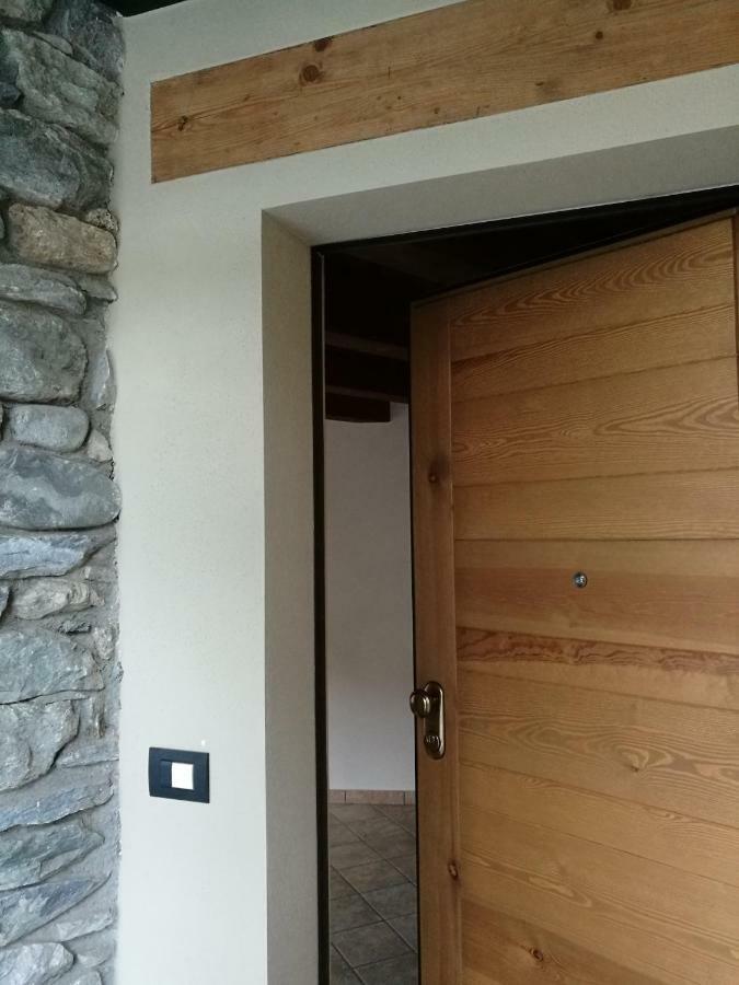 L'Atelier Du Temps - Les Greniers Appartements Aosta Luaran gambar