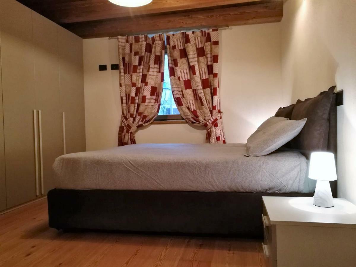L'Atelier Du Temps - Les Greniers Appartements Aosta Luaran gambar