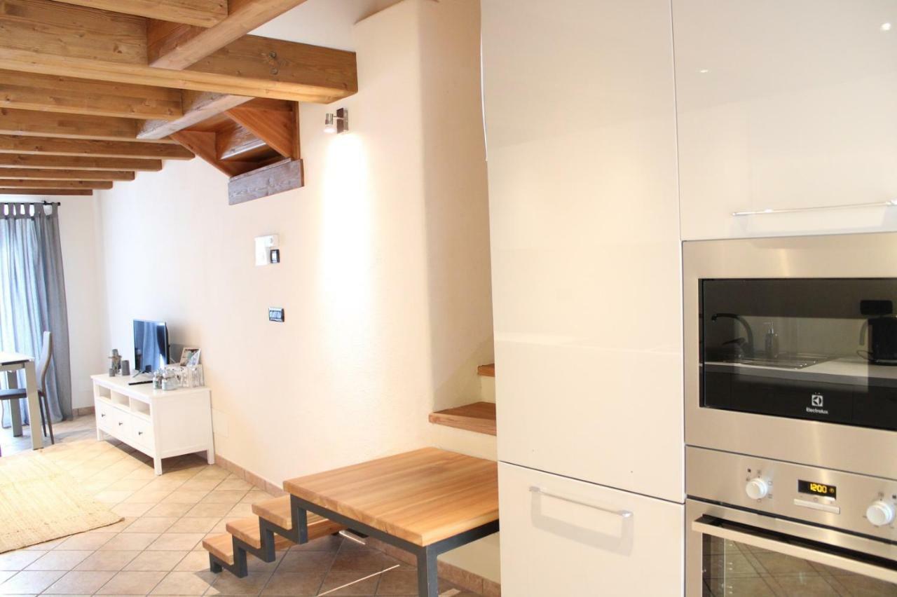 L'Atelier Du Temps - Les Greniers Appartements Aosta Luaran gambar