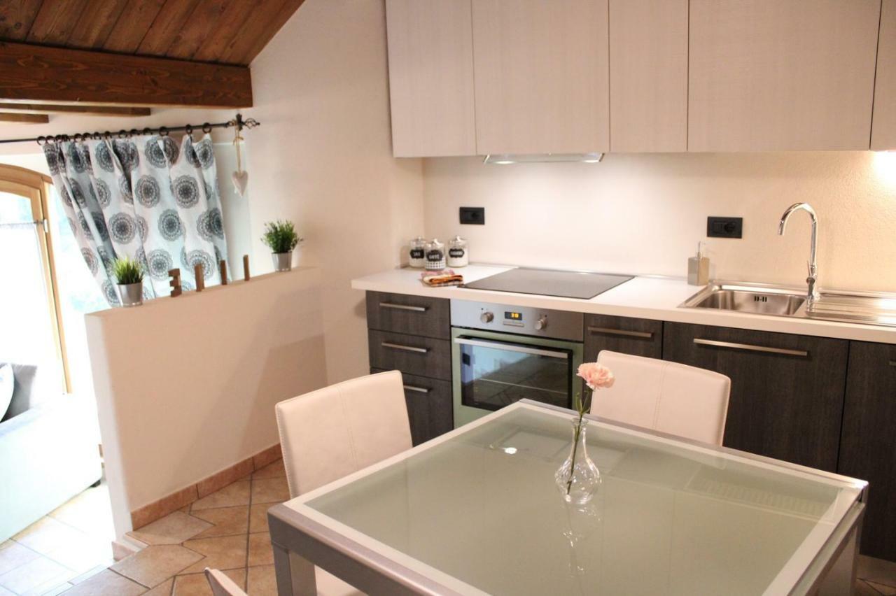 L'Atelier Du Temps - Les Greniers Appartements Aosta Luaran gambar